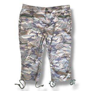 Vintage Y2K Vanilla Star Utility Camo Cropped Pants Women's Plus Size 22 Baddie